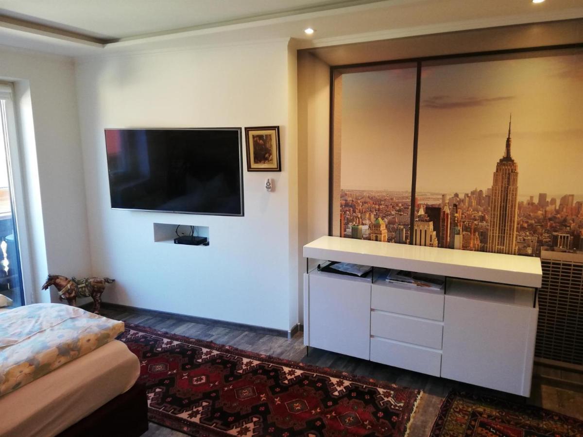 Ferienwohnung Koessler Christian Fugen Ruang foto